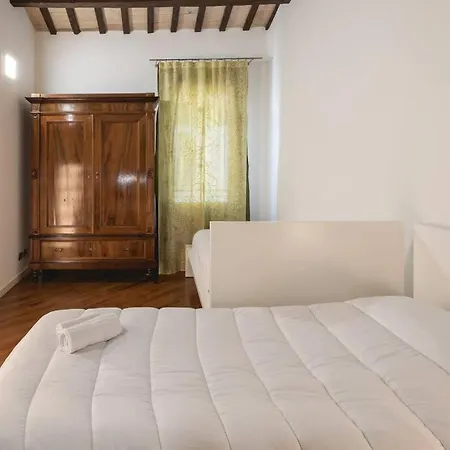 Byzantine Palace, Centro 펜션 라벤나